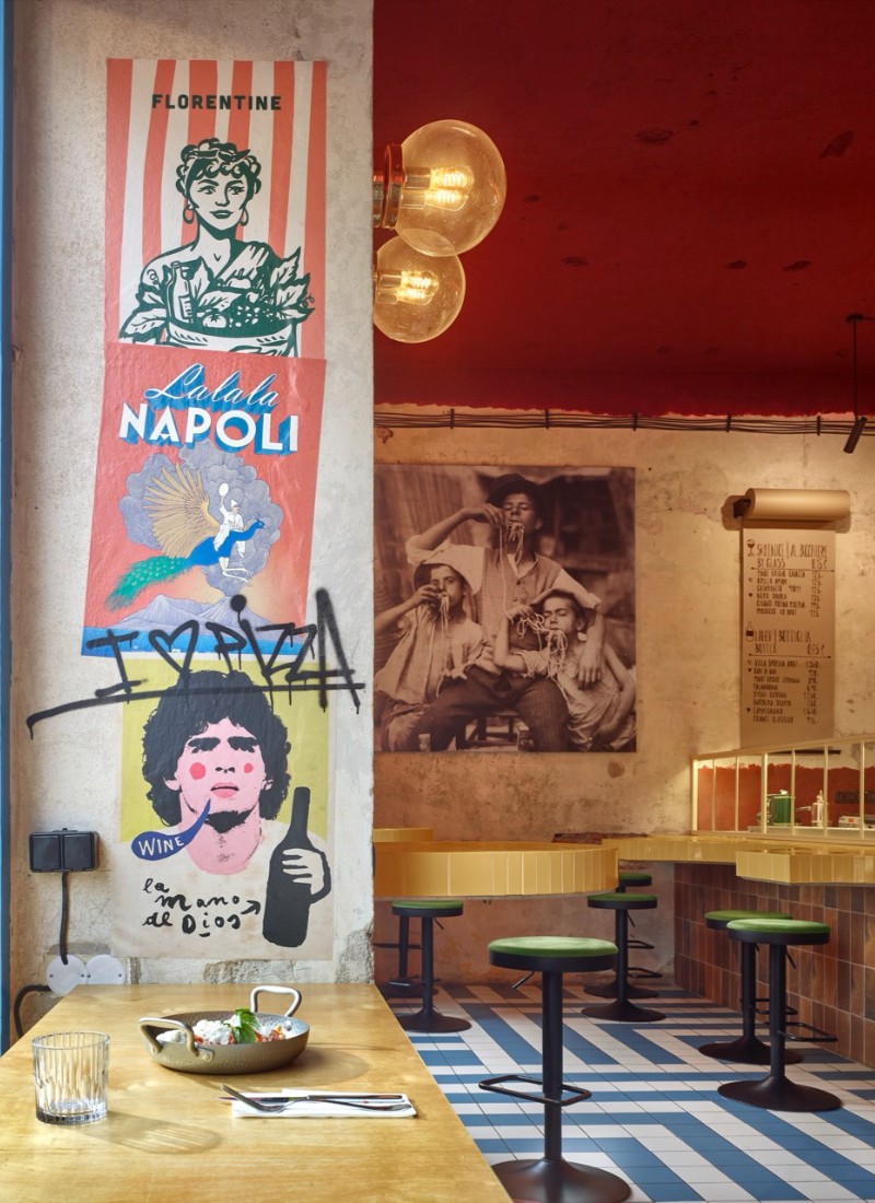 Neapolis Vinohradsk&aacute; interior